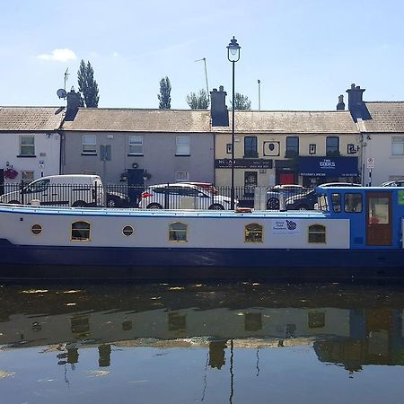 Roisin Dubh Houseboat Hotel Sallins Ngoại thất bức ảnh