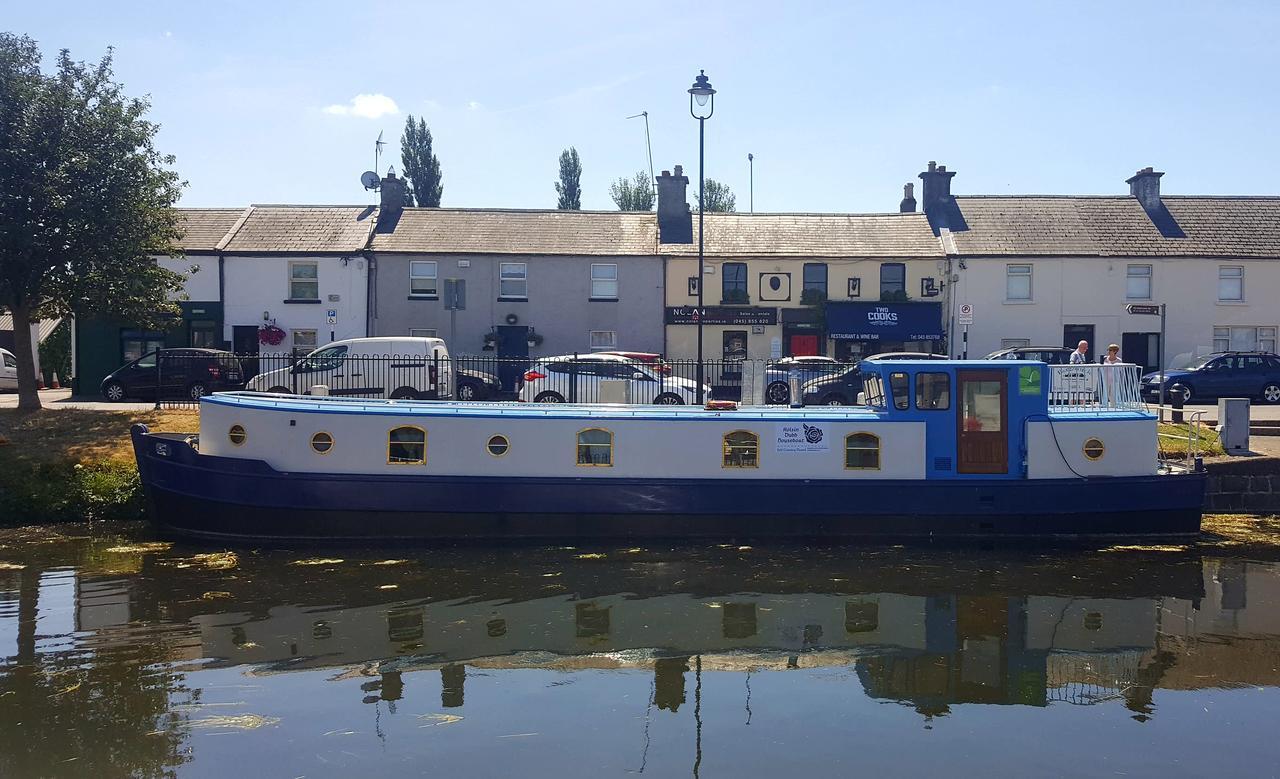 Roisin Dubh Houseboat Hotel Sallins Ngoại thất bức ảnh